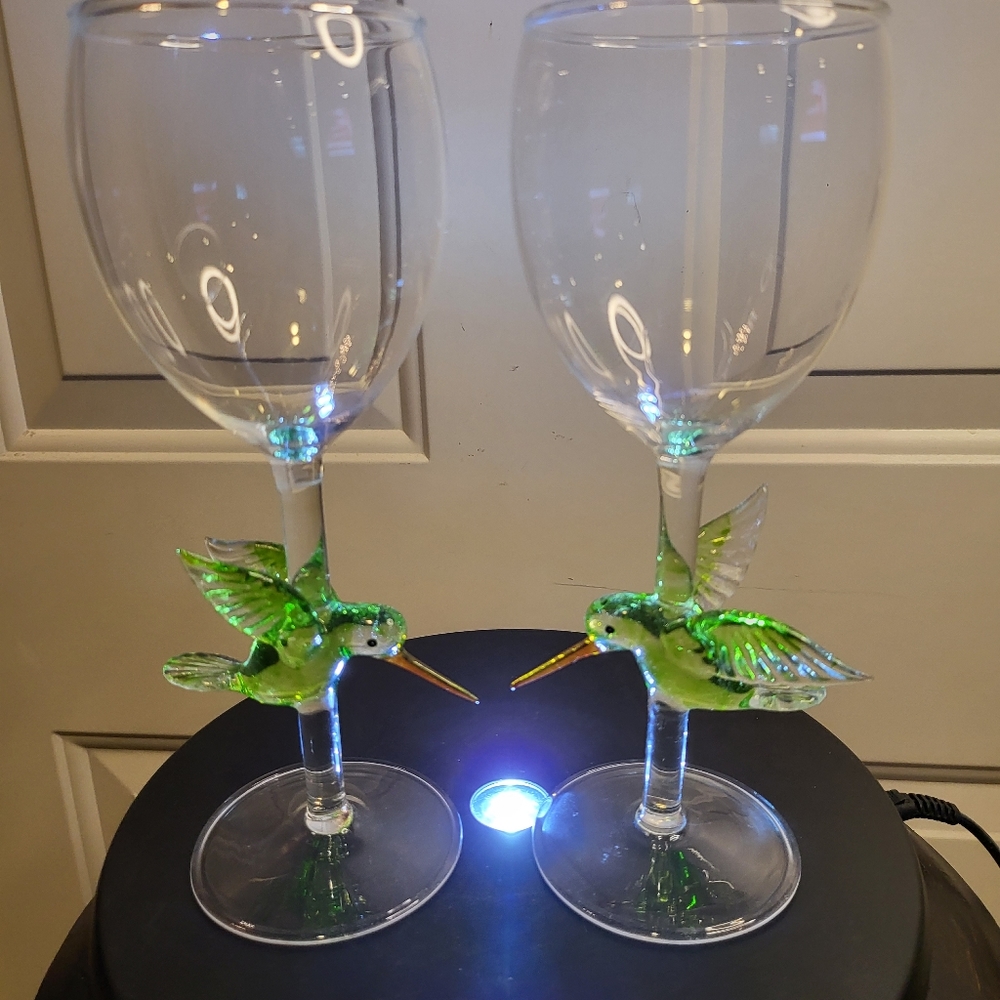 Artisan Hummingbird Colored Wine Glasses - Picture 7 of 16